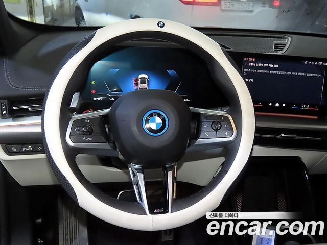 BMW iX1 (U11) xDrive 30 M Sport 2026 — фото 8