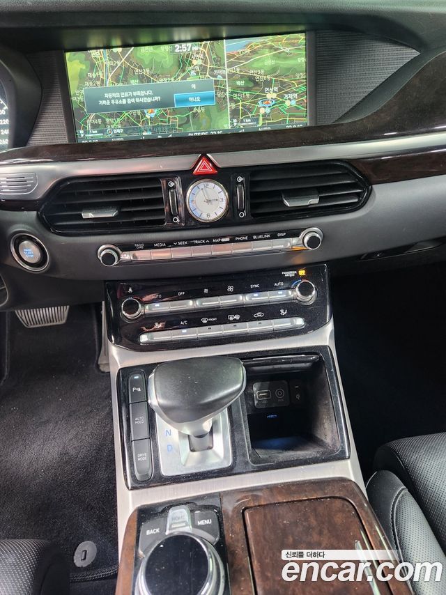 Genesis EQ900 3.8 GDI Luxury 2016 — фото 6