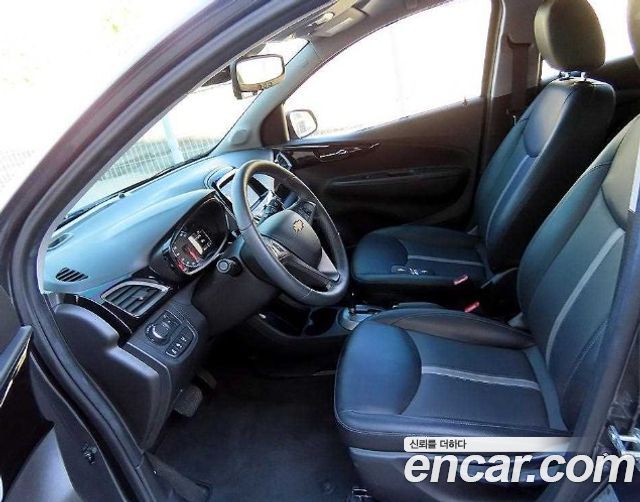 Chevrolet Spark Premier 2022 — фото 15