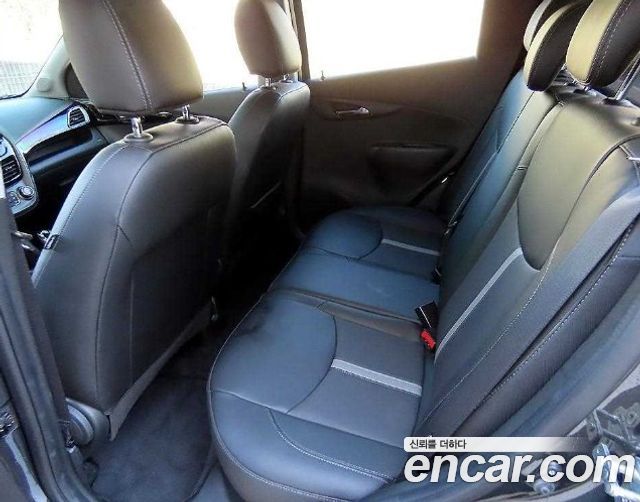 Chevrolet Spark Premier 2022 — фото 16