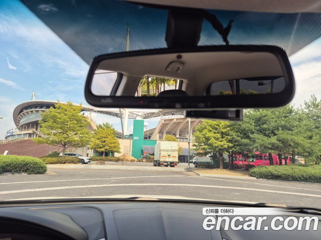 KG Mobility (SsangYong) Tivoli Diesel TX 2WD 2017 — фото 15