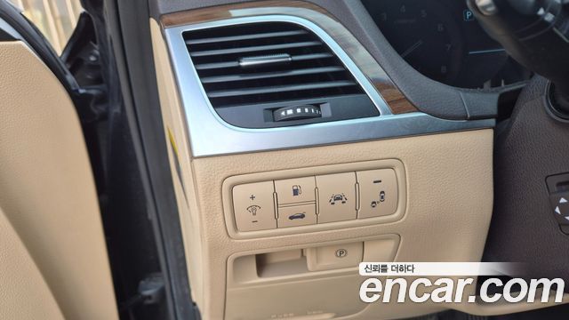 Genesis G80 3.3 GDI Luxury 2019 — фото 21