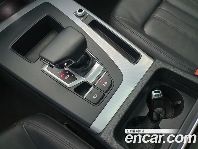 Audi Q5 (FY) 45 TFSI Quattro 2023 — фото 9