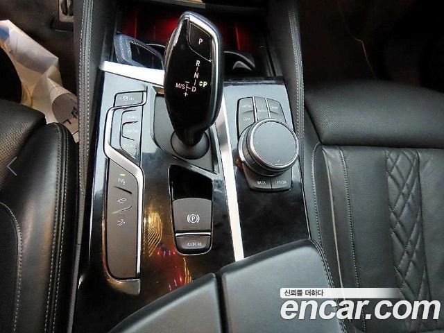 BMW 6 Series GT (G32) 630i xDrive M Sport 2020 — фото 15