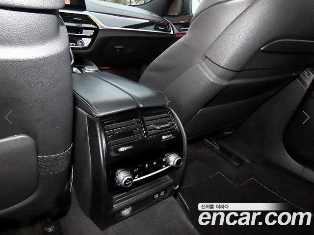 BMW 6 Series GT (G32) 630i xDrive M Sport 2020 — фото 19