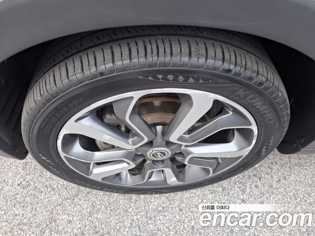 KG Mobility (SsangYong) Tivoli LX 2WD HI-DLX 2016 — фото 5