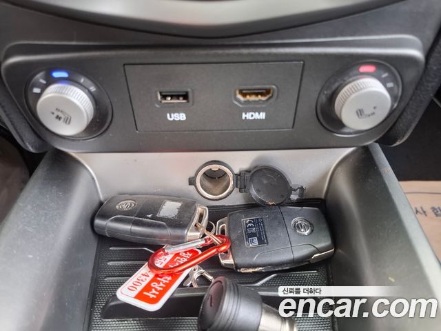KG Mobility (SsangYong) Tivoli LX 2WD HI-DLX 2016 — фото 15