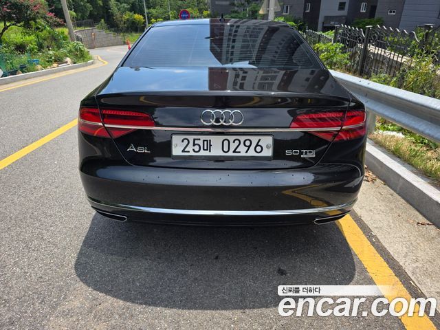 Audi A8 50 TDI Quattro Design LWB D4 2016 — фото 19