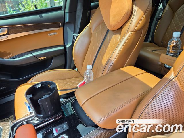 Audi A8 50 TDI Quattro Design LWB D4 2016 — фото 20