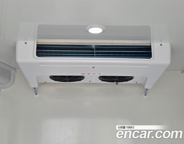 Hyundai ST1 Cargo Freezer Container Premium 2026 — фото 8