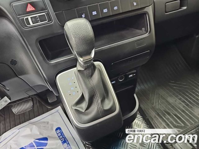 Hyundai Staria Cargo 5-Seater Smart 2022 — фото 8
