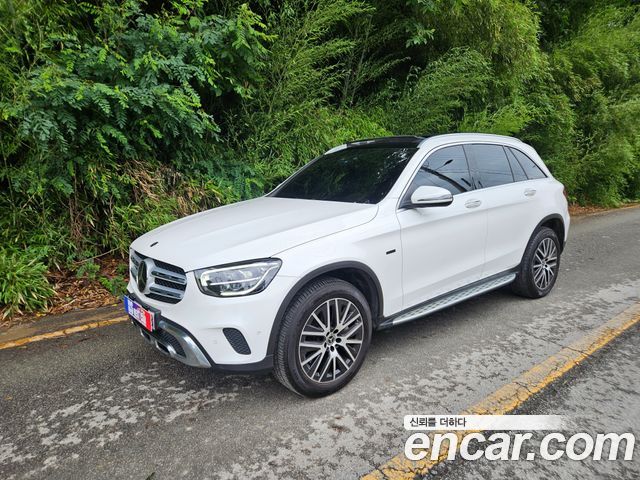 Mercedes-Benz GLC-Class (X253) GLC300e 4MATIC