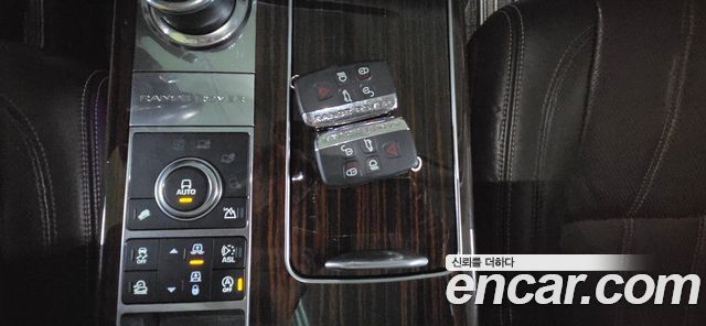 Land Rover Range Rover (IV) 5.0 SC AB 2016 — фото 22