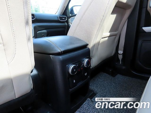 Ford Explorer (VI) 2.3 LimIted 4WD 2021 — фото 19