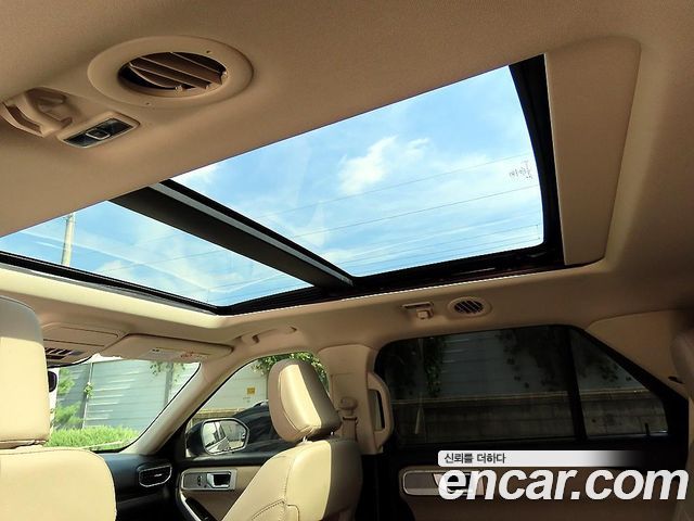 Ford Explorer (VI) 2.3 LimIted 4WD 2021 — фото 20