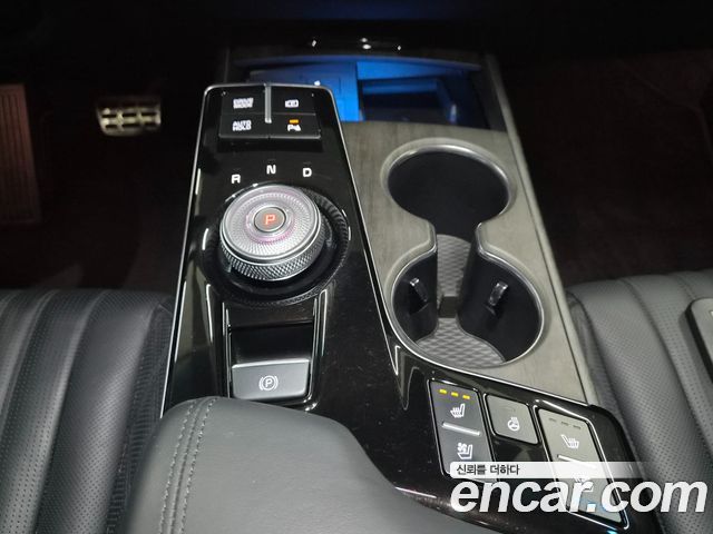 Kia K8 2.5 Gasoline 2WD Signature 2023 — фото 16