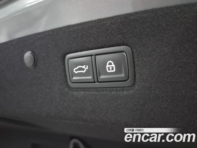 Kia K8 2.5 Gasoline 2WD Signature 2023 — фото 18