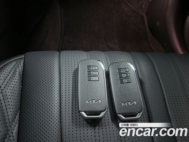 Kia K8 2.5 Gasoline 2WD Signature 2023 — фото 22