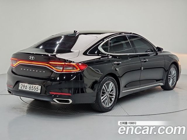 Hyundai Grandeur (IG) 2.4 Premium 2019 — фото 4