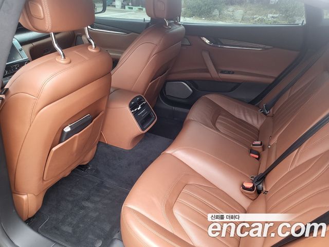 Maserati Quattroporte S Q4 3.0 V6 Granlusso 2016 — фото 10