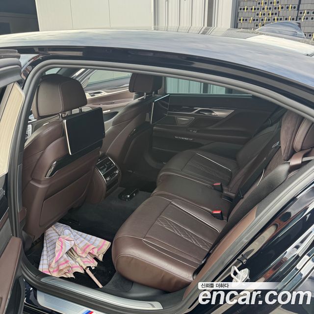 BMW 7 Series (G11) 740Li xDrive M Sport Package 2017 — фото 16