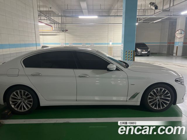 BMW 5 Series (G30) 530i Luxury Plus 2018 — фото 3