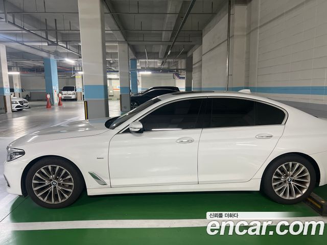 BMW 5 Series (G30) 530i Luxury Plus 2018 — фото 4