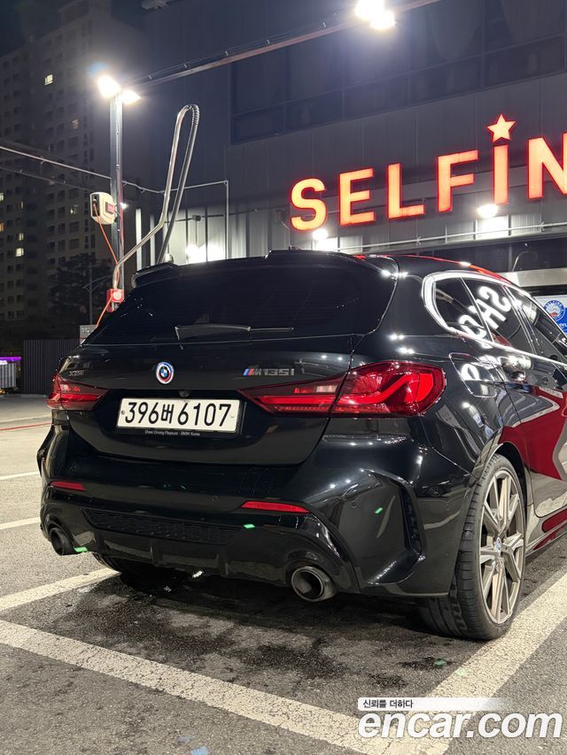 BMW 1 Series (F40) M135i xDrive 2022 — фото 2