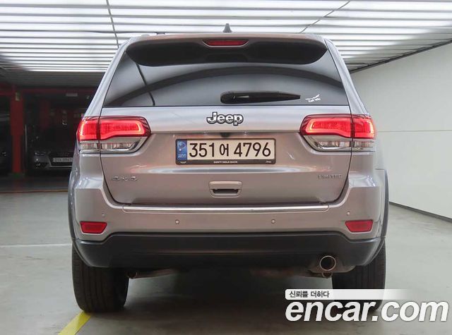 Jeep Grand Cherokee 3.6 Limited WK2 2021 — фото 3