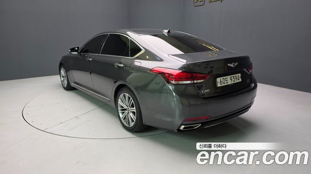 Genesis G80 3.3 GDI AWD Luxury 2017 — фото 2