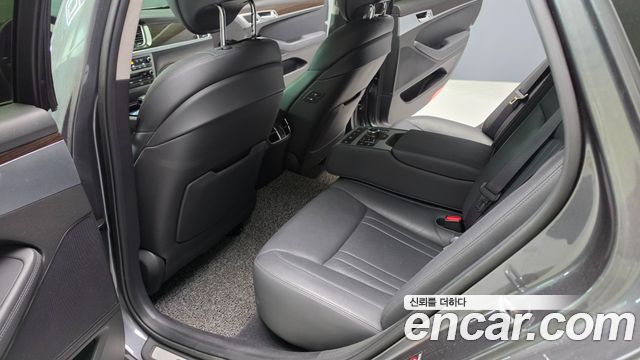 Genesis G80 3.3 GDI AWD Luxury 2017 — фото 10