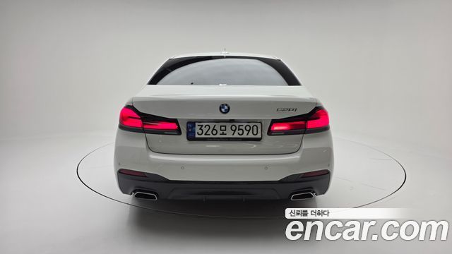 BMW 5 Series (G30) 530i M Sport Package 2022 — фото 4
