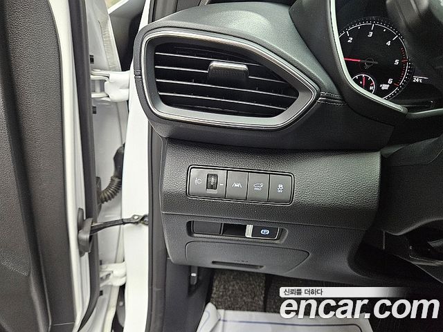 Hyundai Santa Fe Diesel 2.2 4WD Exclusive 2023 — фото 18