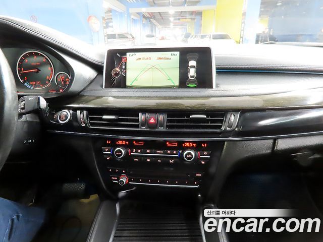 BMW X6 (F16) xDrive 30d 2015 — фото 20
