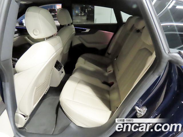 Audi A5 (F5) 40 TFSI Quattro Premium Sportback 2023 — фото 15