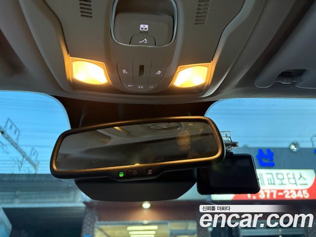 Jeep Renegade 2.0 Diesel Limited AWD 2015 — фото 16