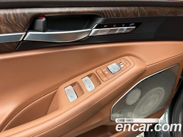 Genesis G90 5.0 AWD Prestige 2020 — фото 10