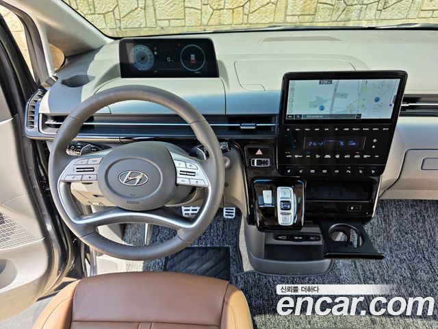 Hyundai Staria L3.5 Lounge 9-Seater Inspiration 2023 — фото 17