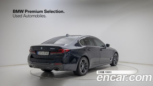 BMW 5 Series (G30) 523d M Sport 2023 — фото 2