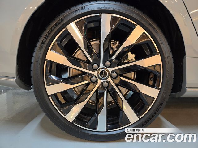 Volvo S90 B5 Ultra Bright Air sus 2026 — фото 5