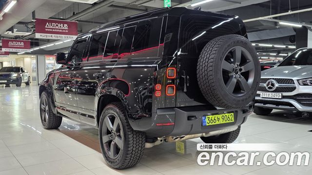 Land Rover Defender (L663) 110 D300 X-Dynamic HSE 2026 — фото 5