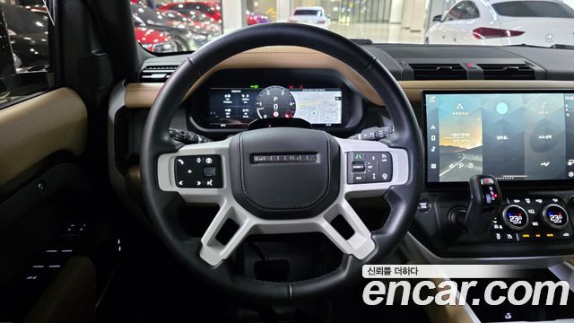 Land Rover Defender (L663) 110 D300 X-Dynamic HSE 2026 — фото 17