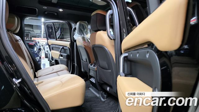 Land Rover Defender (L663) 110 P300 X-Dynamic SE 2026 — фото 15