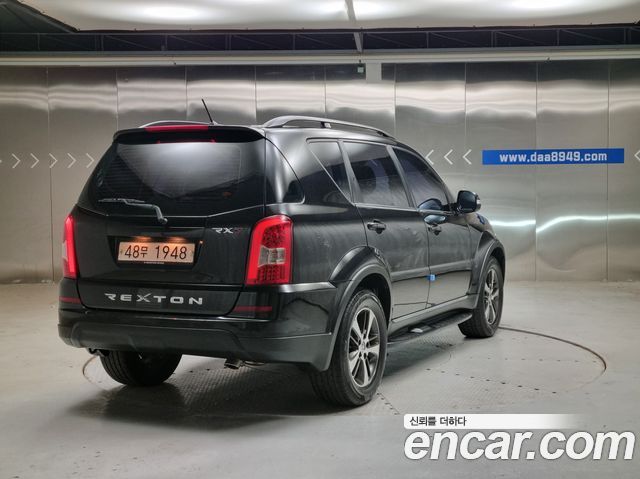 KG Mobility (SsangYong) Rexton W 2.0 2WD RX7 Luxury 2015 — фото 2