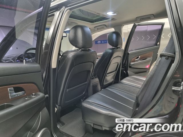 KG Mobility (SsangYong) Rexton W 2.0 2WD RX7 Luxury 2015 — фото 16