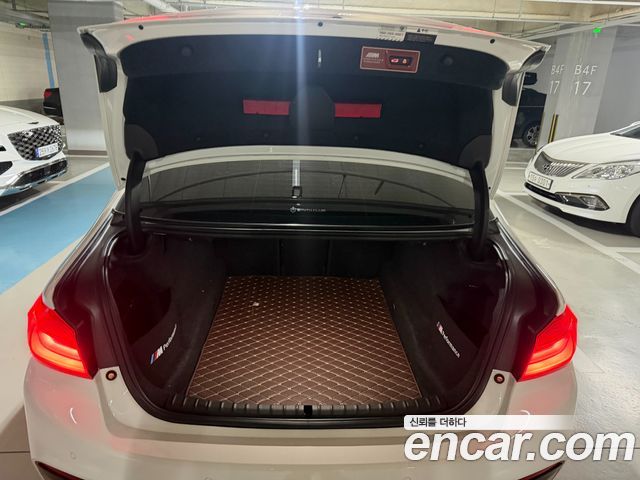 BMW 5 Series (G30) 520d M Sport Package Plus 2018 — фото 18