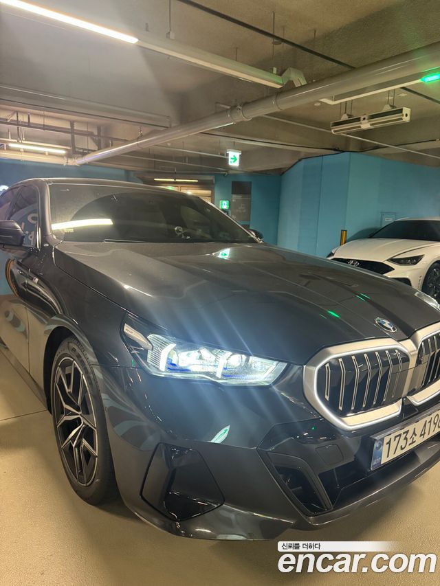 BMW 5 Series (G60) 520i M Sport