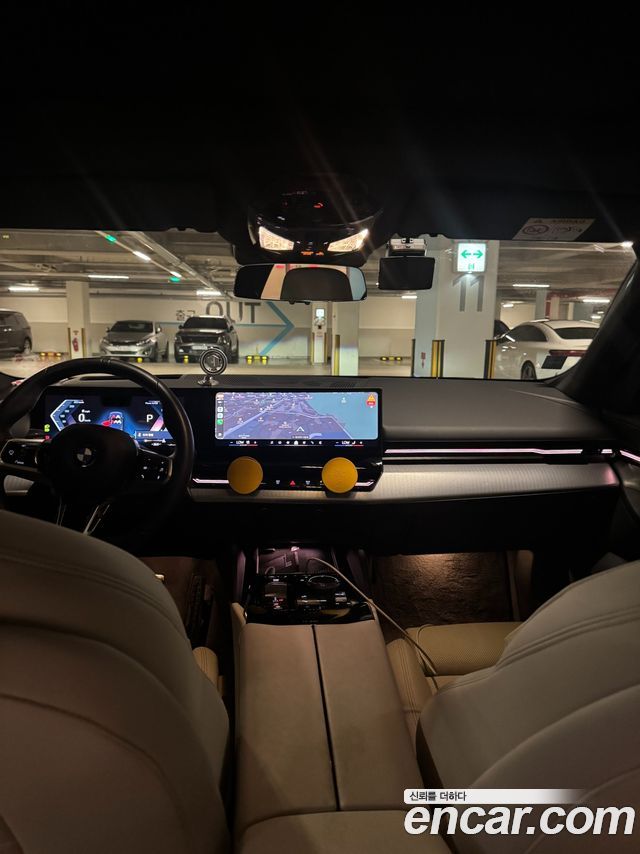 BMW 5 Series (G60) 520i M Sport 2024 — фото 20