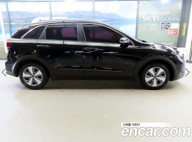 Kia Niro 1.6 HEV Trendy 2022 — фото 3