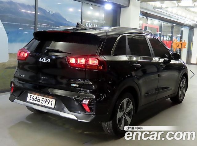 Kia Niro 1.6 HEV Trendy 2022 — фото 4